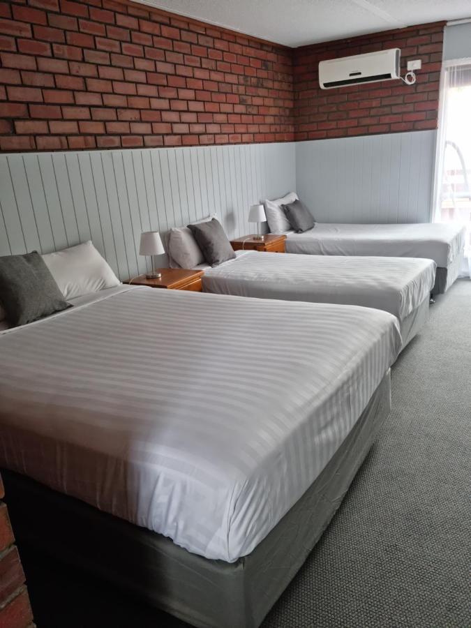 Mid City Plantation Motel มิลดูรา ภายนอก รูปภาพ