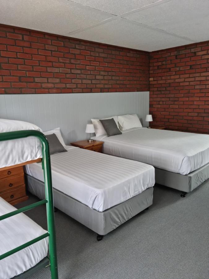 Mid City Plantation Motel มิลดูรา ภายนอก รูปภาพ