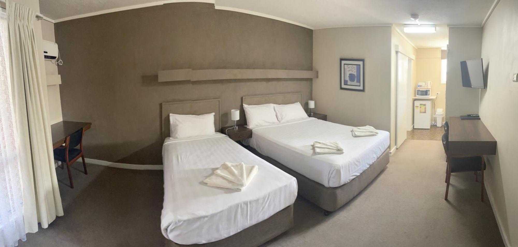 Mid City Plantation Motel มิลดูรา ภายนอก รูปภาพ