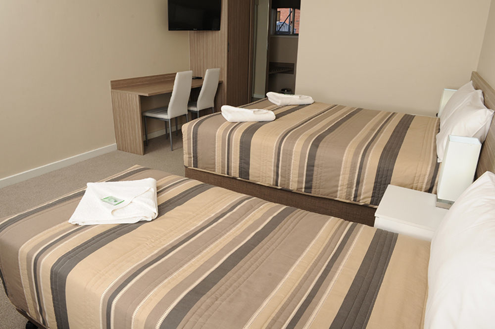 Mid City Plantation Motel มิลดูรา ภายนอก รูปภาพ